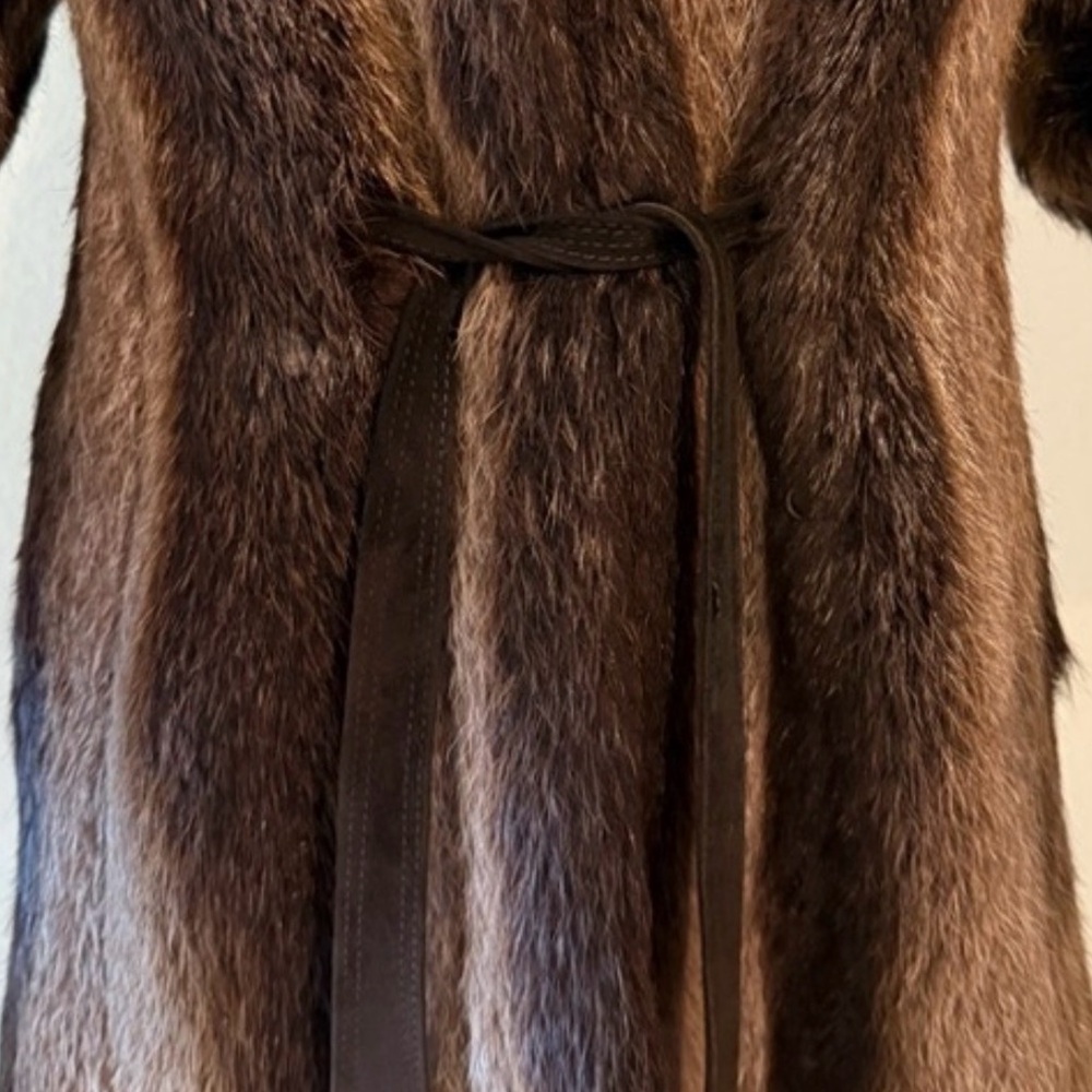 Vintage Fendi *Inspired* Genuine Fur Coat (Small/Medium) - Picture 5 of 16